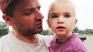 First Daddy/Daughter Trip and We Forgot her Luggage! | Sam & Nia