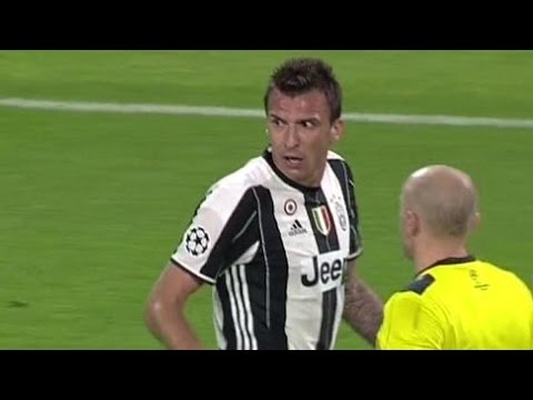 Afbeeldingsresultaat voor barcelona vs juventus mandzukic messi