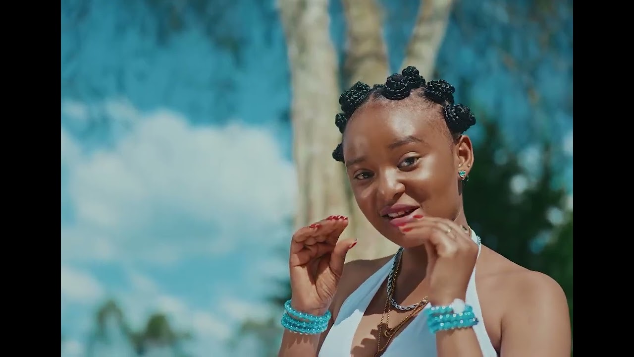    MOTEMA BY   LYZA REINE FT IZAABOY)OFFICIEL VIDÉOS 