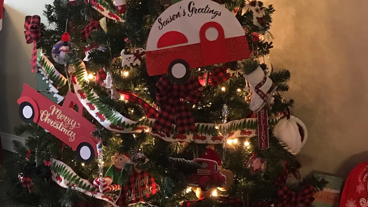 Decorating my Christmas Tree 2020/ Red truck/ Buffalo Plaid Themed