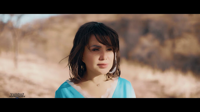 Suzuvchi suzuvchini sikdi