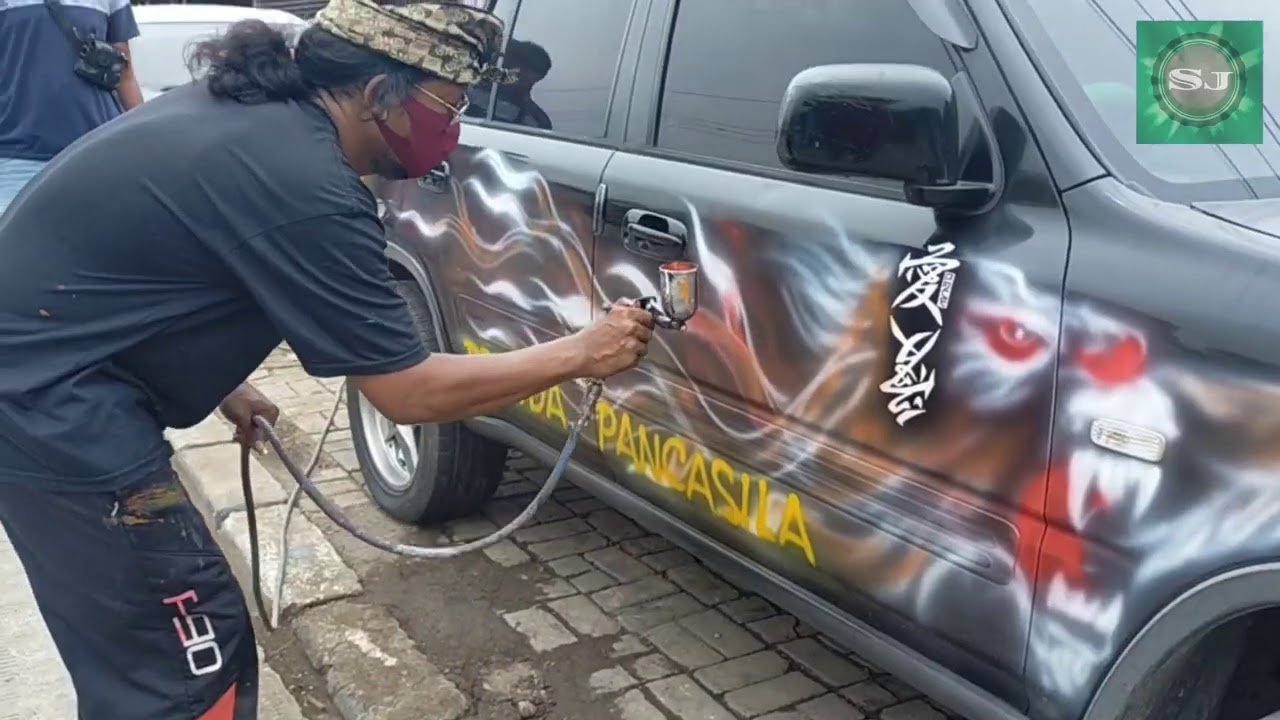 VIRAL!! Skill/Kecepatan!! Melukis airbrush Corat-Coret di Mobil HONDA CRV.