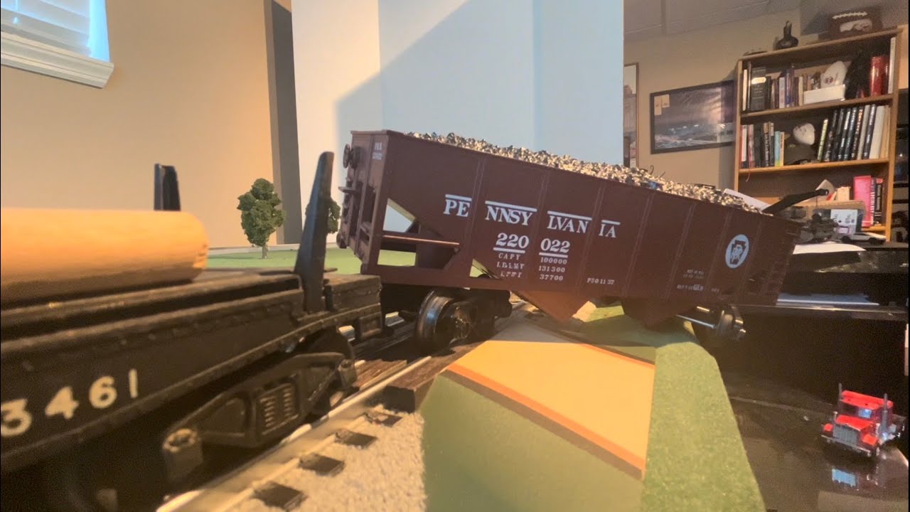 Scale Fails O scale fails and derailments 2 - YouTube