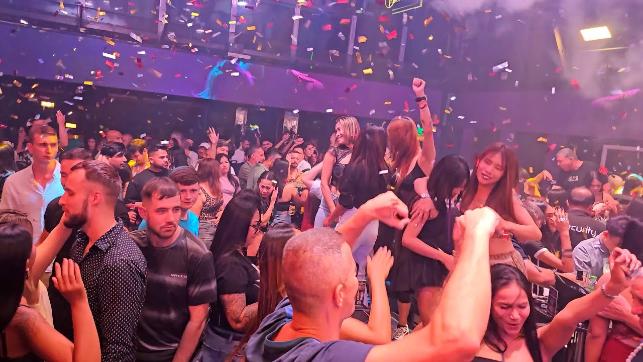 Club Insomnia, Walking Street, Pattaya, Thailand (2025) (4K) Pattaya nightlife - Thailand nightlife