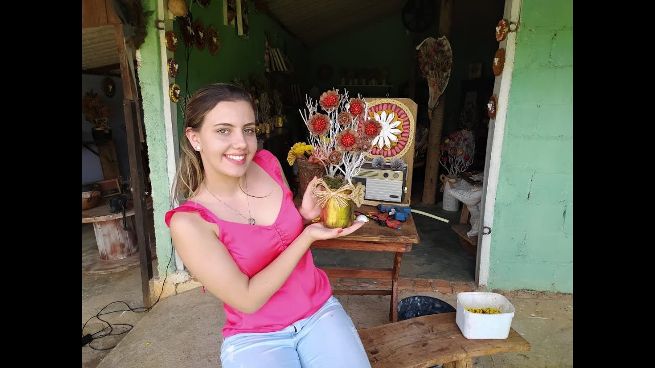 Passo a Passo Artesanato feito com sementes e peças antigas