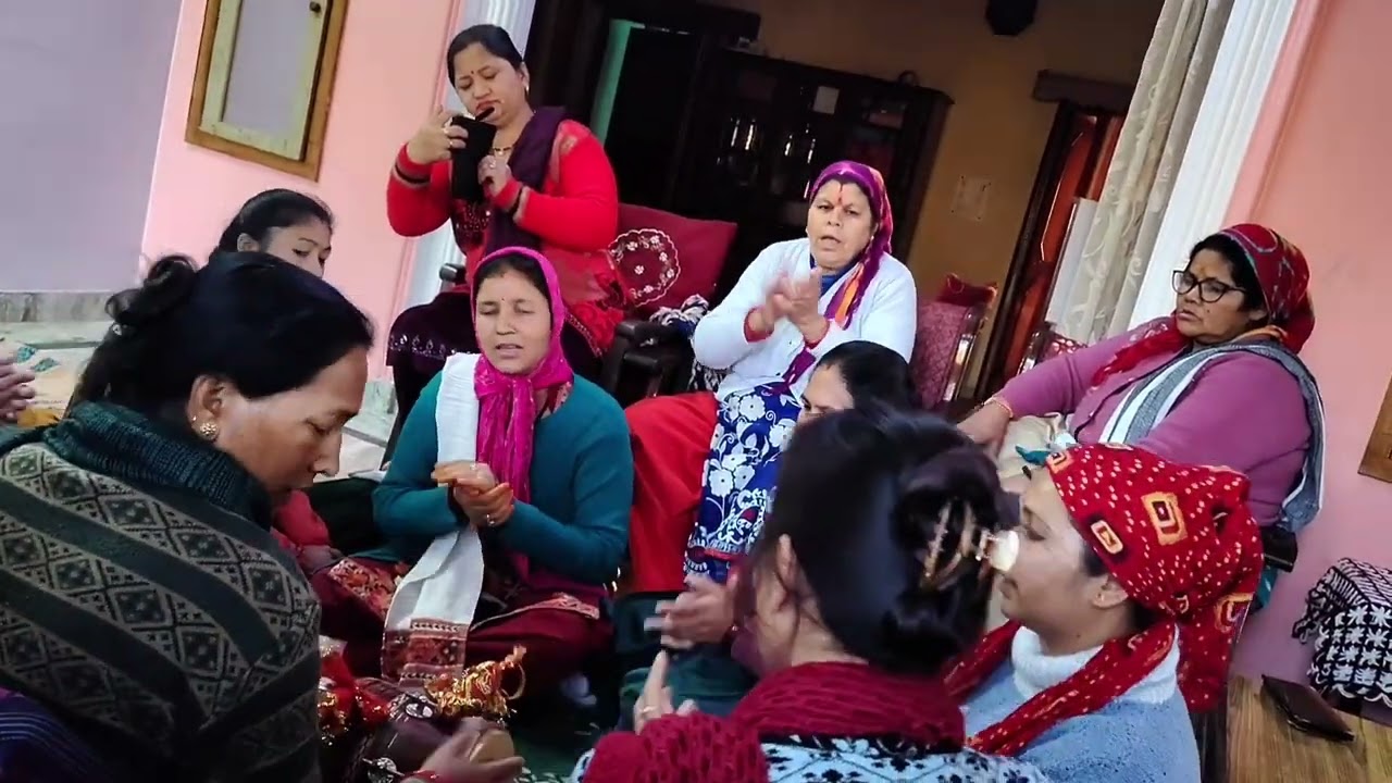 Mata Rani ke gane kaisa laga comment karke jarur batana hamari didi log Hain ❤️🌹 #Anju Bisht ❤️