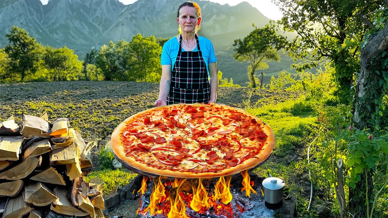 Ultimate Pizza Challenge: Conquering the Giant Slice! 🍕💪