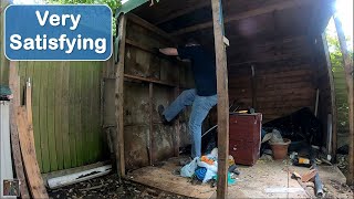 Demolishing a Rotten Old Garden Shed by DIY Dick 694 views 1 year ago 6 minutes, 15 seconds