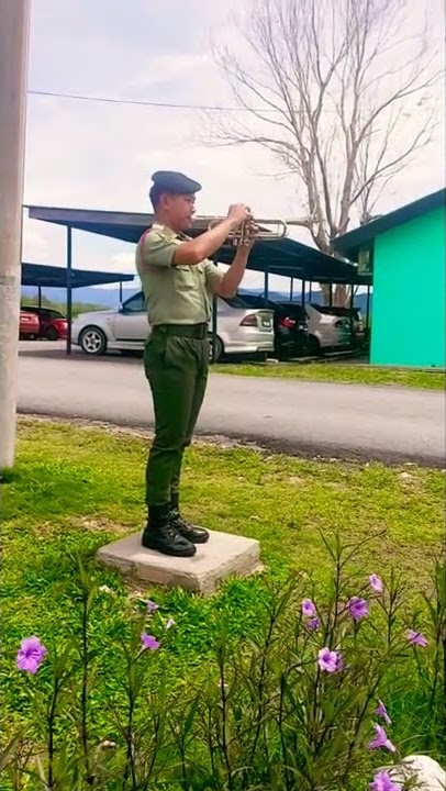 Tiupan makan Tengah Hari