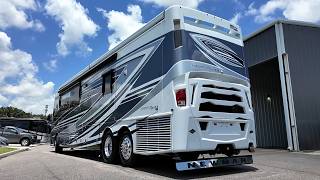 We Couldn't Believe The Price on This Newmar Mountain Aire! 