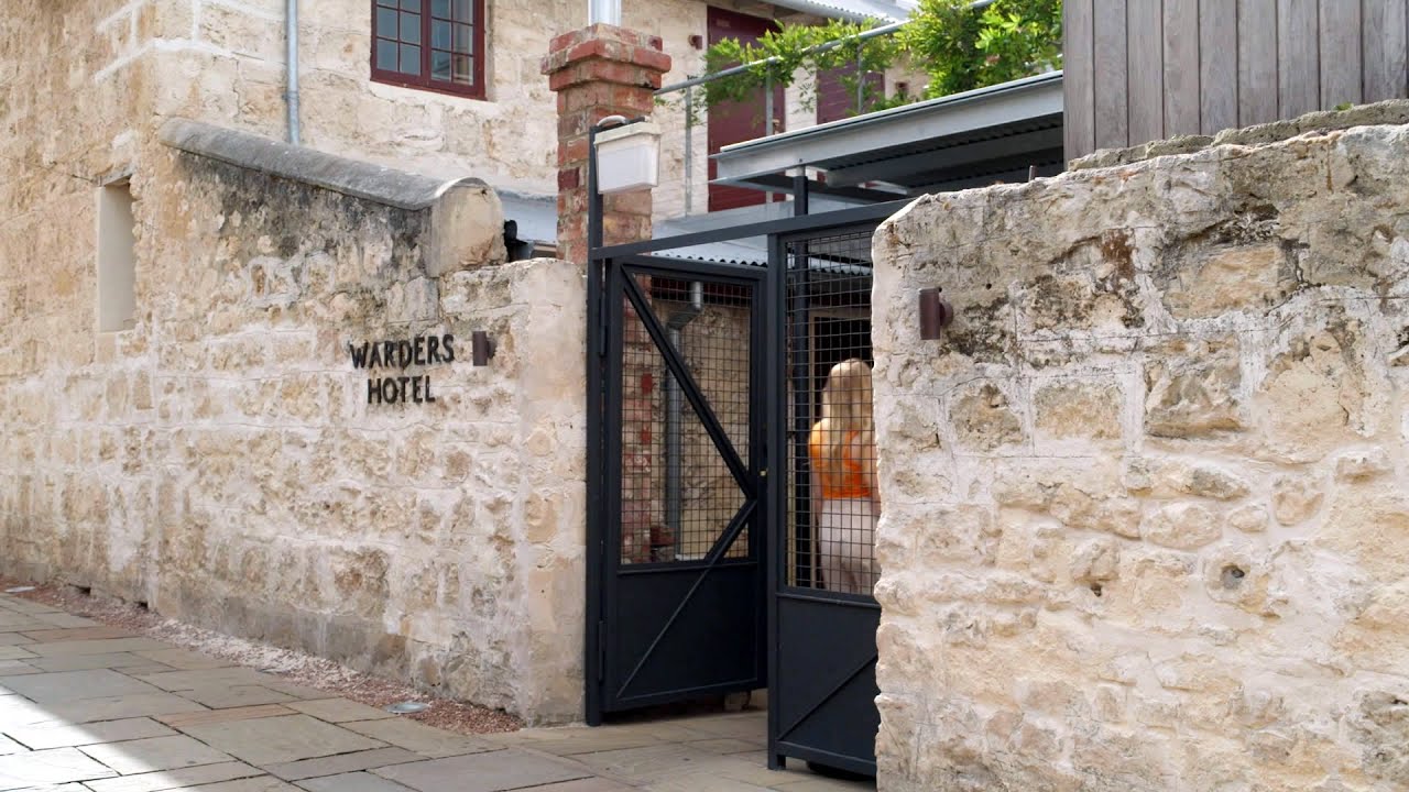 Destination WA - Warders Hotel