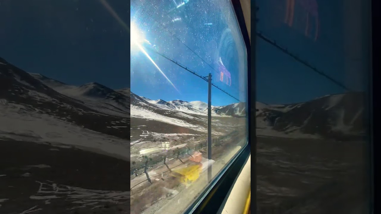 This is the highest elevation railway line in the world . On the way to lhasa Tibet 📍🇨🇳