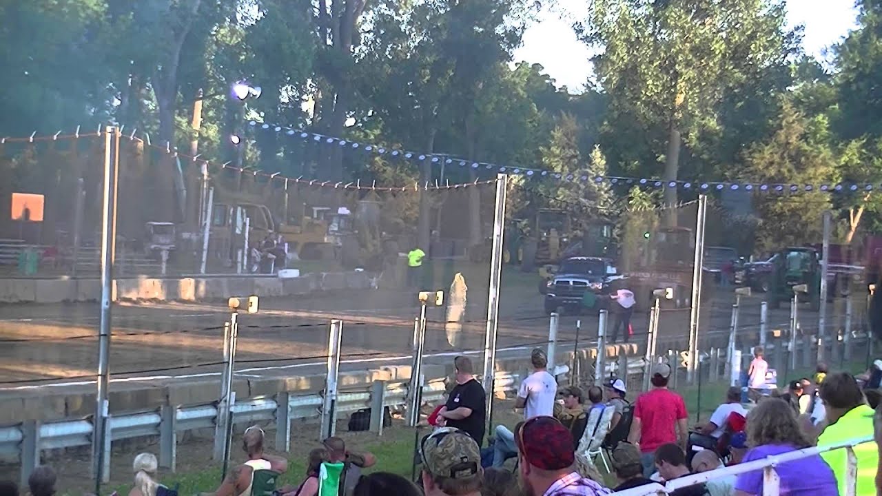 Arcola Indiana truck & tractor pull 6/26/2014 YouTube