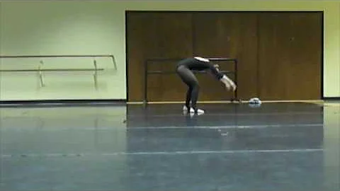 Stephanie Cunningham Performs "Esoteric"