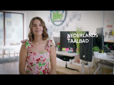 Van kapster naar administratief bediende: het verhaal van Marie - video from Vdab
