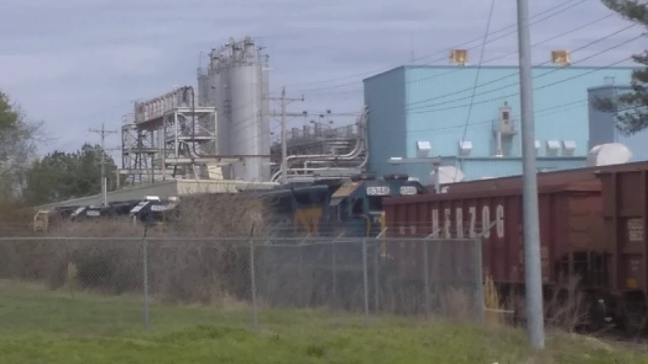 CSX Herzog ballast train at Kellogg's yard in Jackson TN YouTube