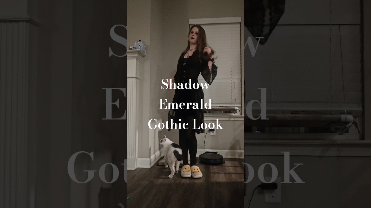Shadow Emerald Gothic Lookromanticgoth