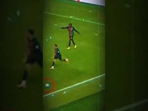 ماذا يتردد في الاتحاد الافريقي خاصه بعد تقرير تفصيلي من المراقب عن مباراة الأهلي و الجيش الملكي