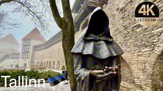 : Quiet mystical Tallinn in the fog / 4K Walking Tour with City Sounds