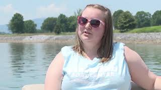 Enjoying the Riverbend festival by boat screenshot 2