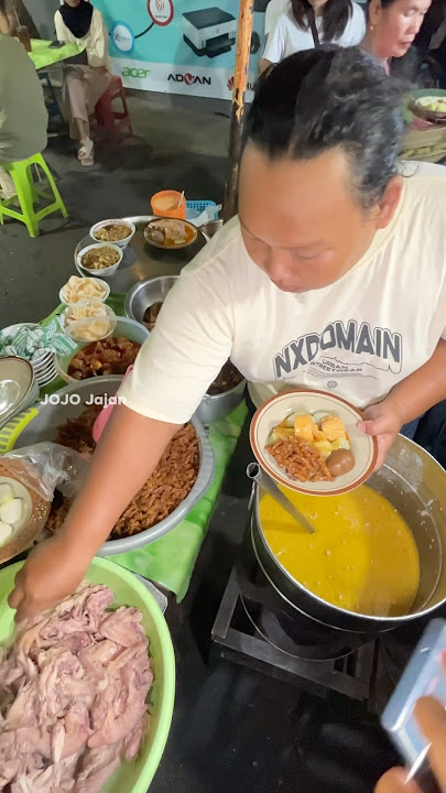 Cuman jualan lontong sayur tapi laris manis #shorts #foodie
