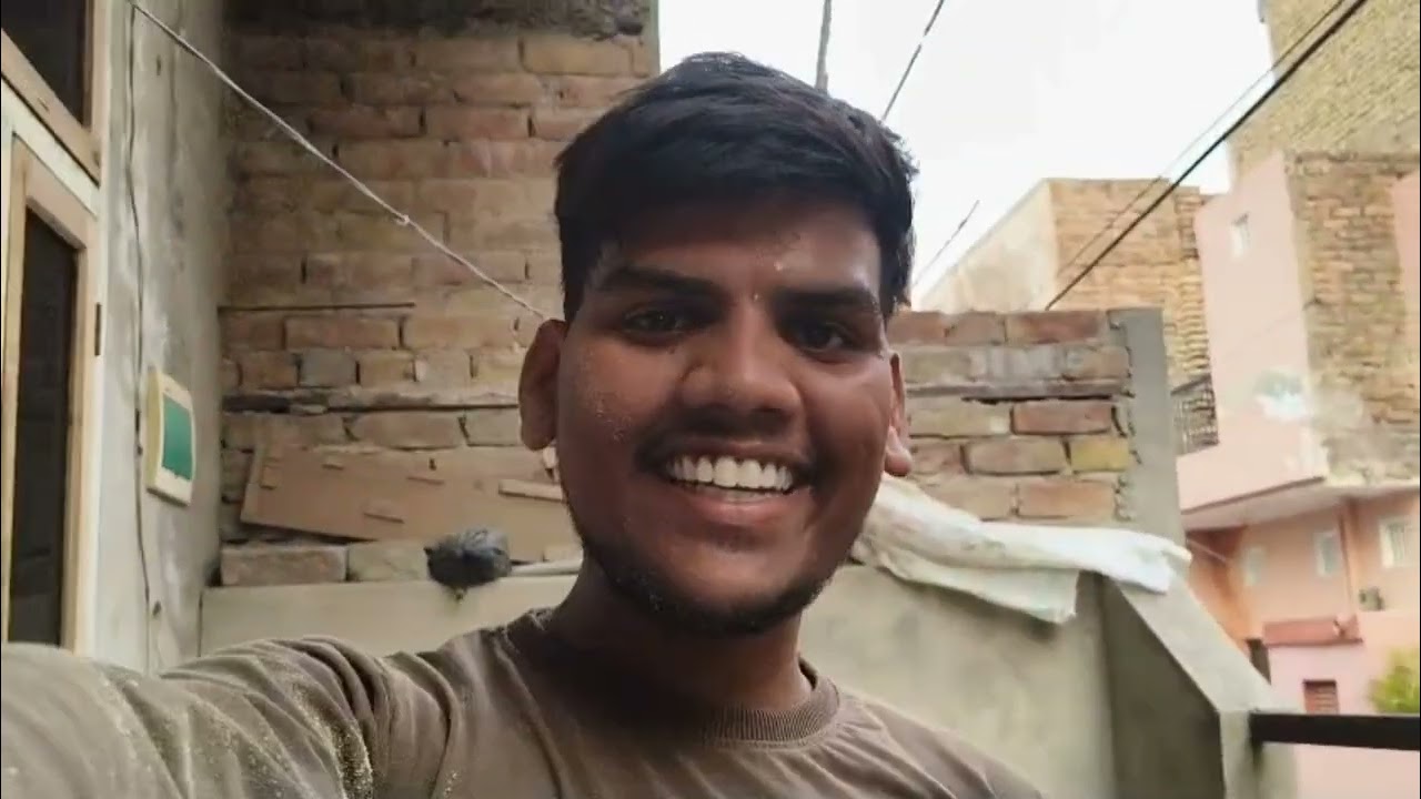 Aaj humne lakdi naye gar pe shift Kiya 
