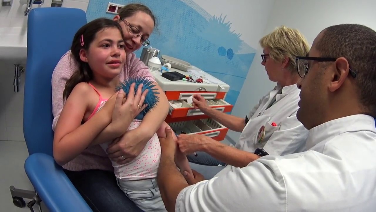 bloed prikken met muziek 1