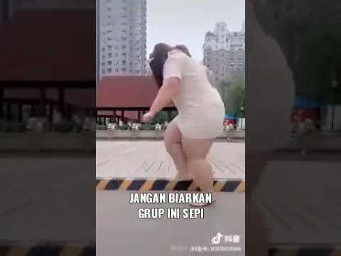 Orang gendut kalo joget gempa