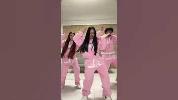 Hoje Em Dia E Dificil Encontrar TikTok Dance Trend Shortsfeed Feed Tiktokda Tiktok 