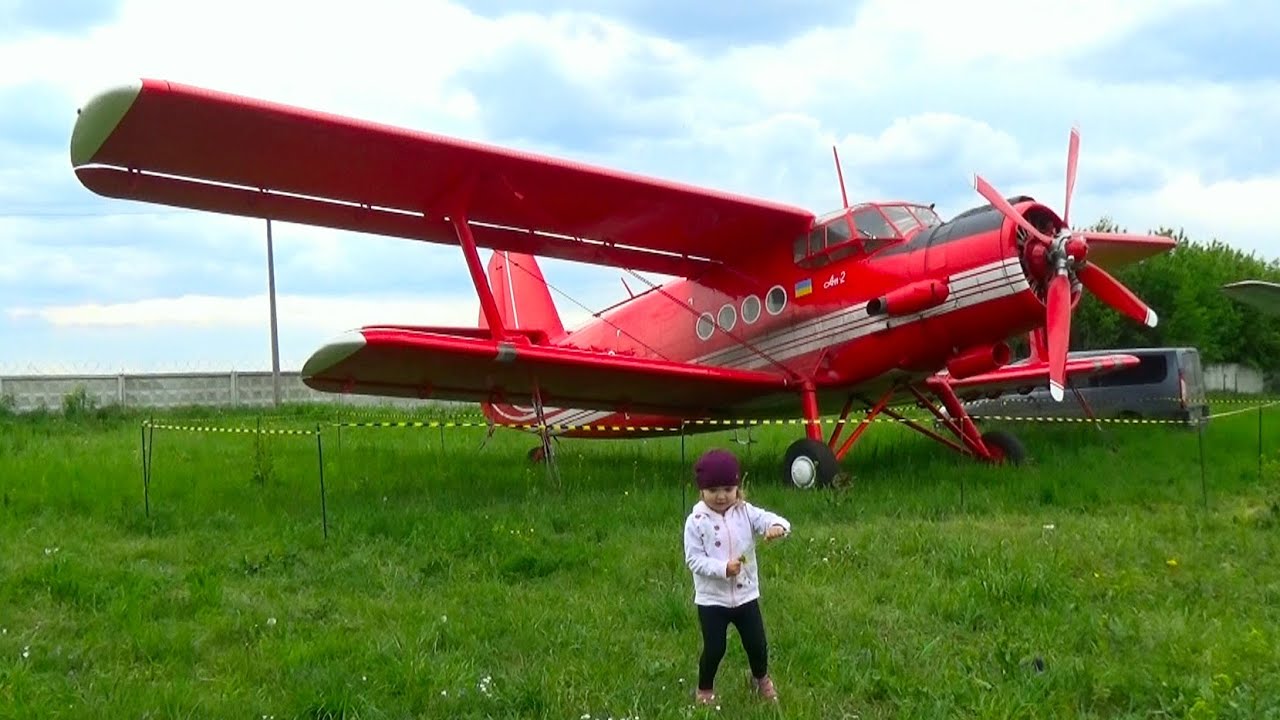 Катя и музей самолетов