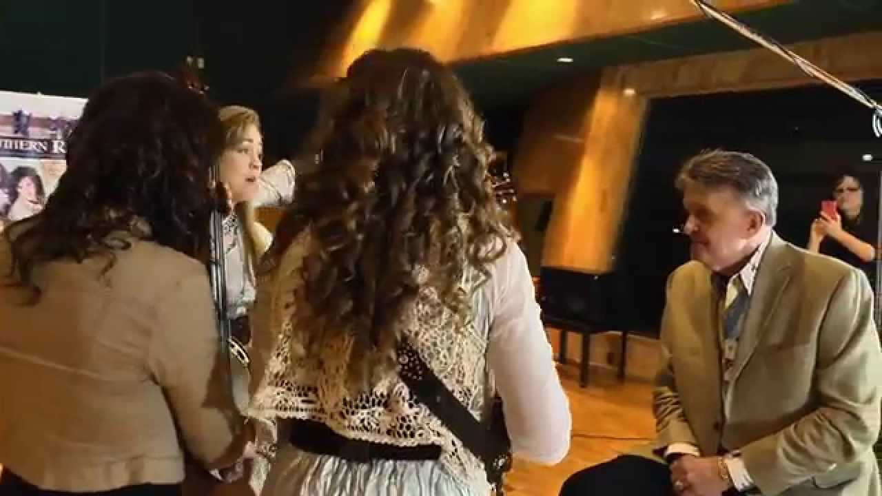 Southern Raised playing for Bill Anderson his song "Did I Make a Difference" adlı videoyu YouTube'da izle Southern Raised playing for Bill Anderson his song "Did I Make a Difference" adlı videoyu YouTube'da izle