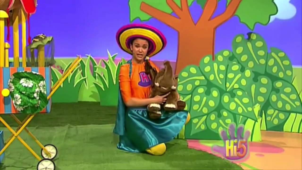 Fely La Chica Sombrero hi-5 javier ramirez