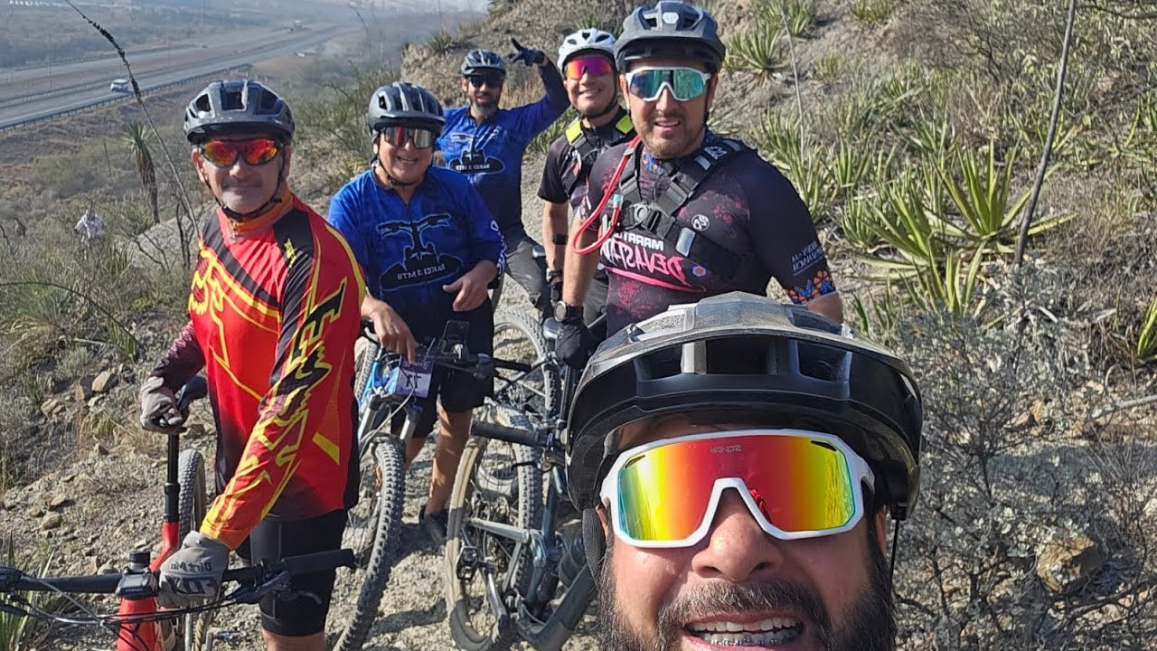 La vallepista!!!! Estamos perdidas perdidas !! Jajajaja