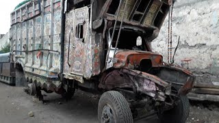 Bedford's accidental repairing and paint work Pakistani truck art