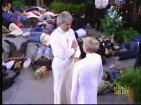 Benny Hinn - Servant of God - You must See this !