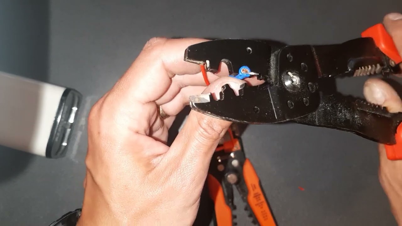 Sertizare papuci izolati cu inel Yato 250mm. Crimping with Yato 250mm