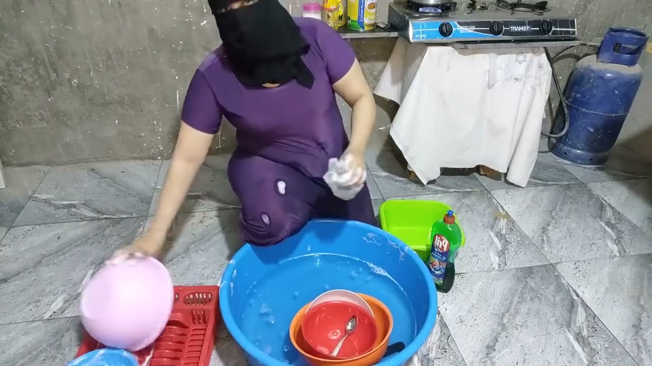 اوف عاملين ايه في الجو الحر ده 😄