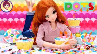 Cupcake decorating (but with Lego) DIY craft
