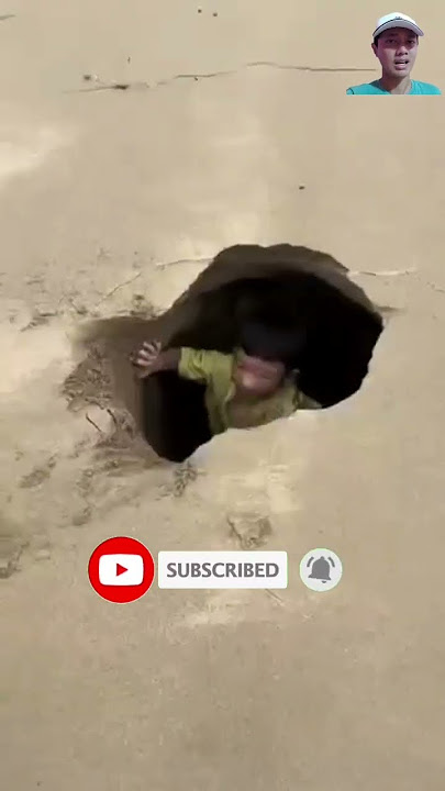 Seorang Anak Kecil Tersedot Kedalam Pasir Pantai #shorts #pasirpantai #pantai #beritaterkini