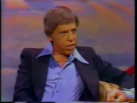 Tonight Show 1/6/1976 Buddy Rich - YouTube