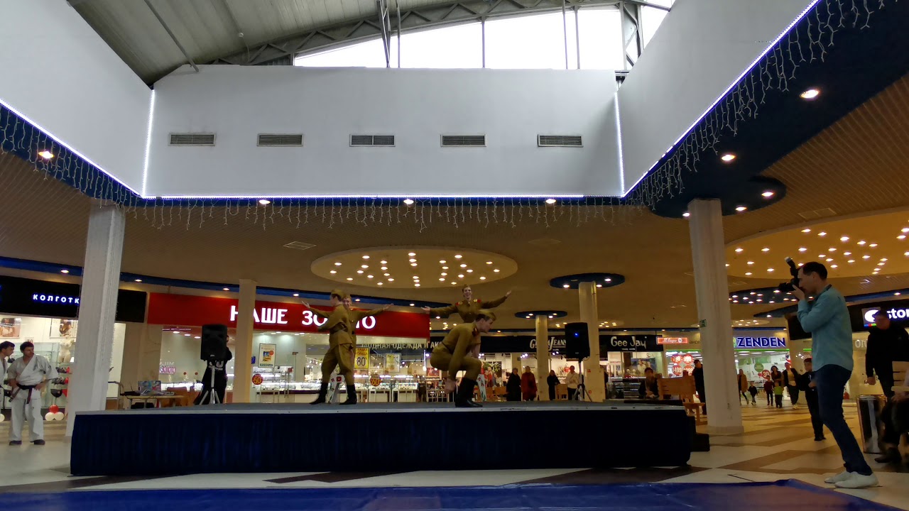 Танец \"Солдатский пляс\". Шоу-театр \"Лотос\" - YouTube