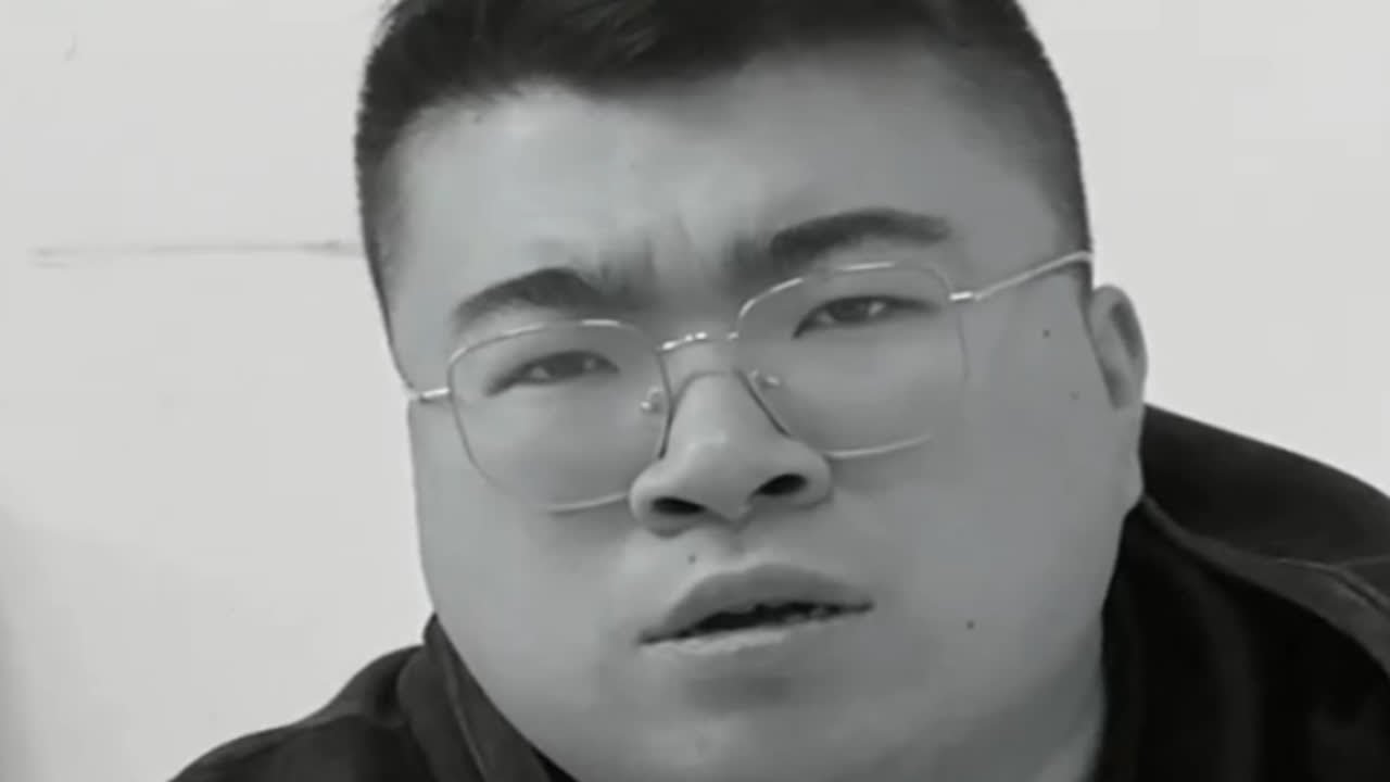 哈哈哈哈哈唇语挑战