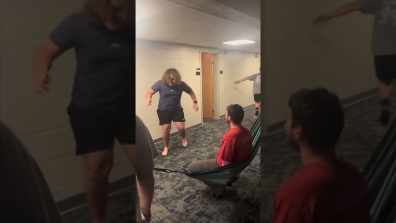 WFB Shorts: Dizzy Race