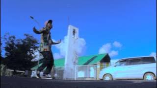 Token feat RJ Kanierra ( l'homme).