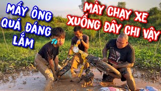 Thánh Xàm quyết tâm hạ Quay Phim tung ra chiêu cuối khiến quay phim tái mặt