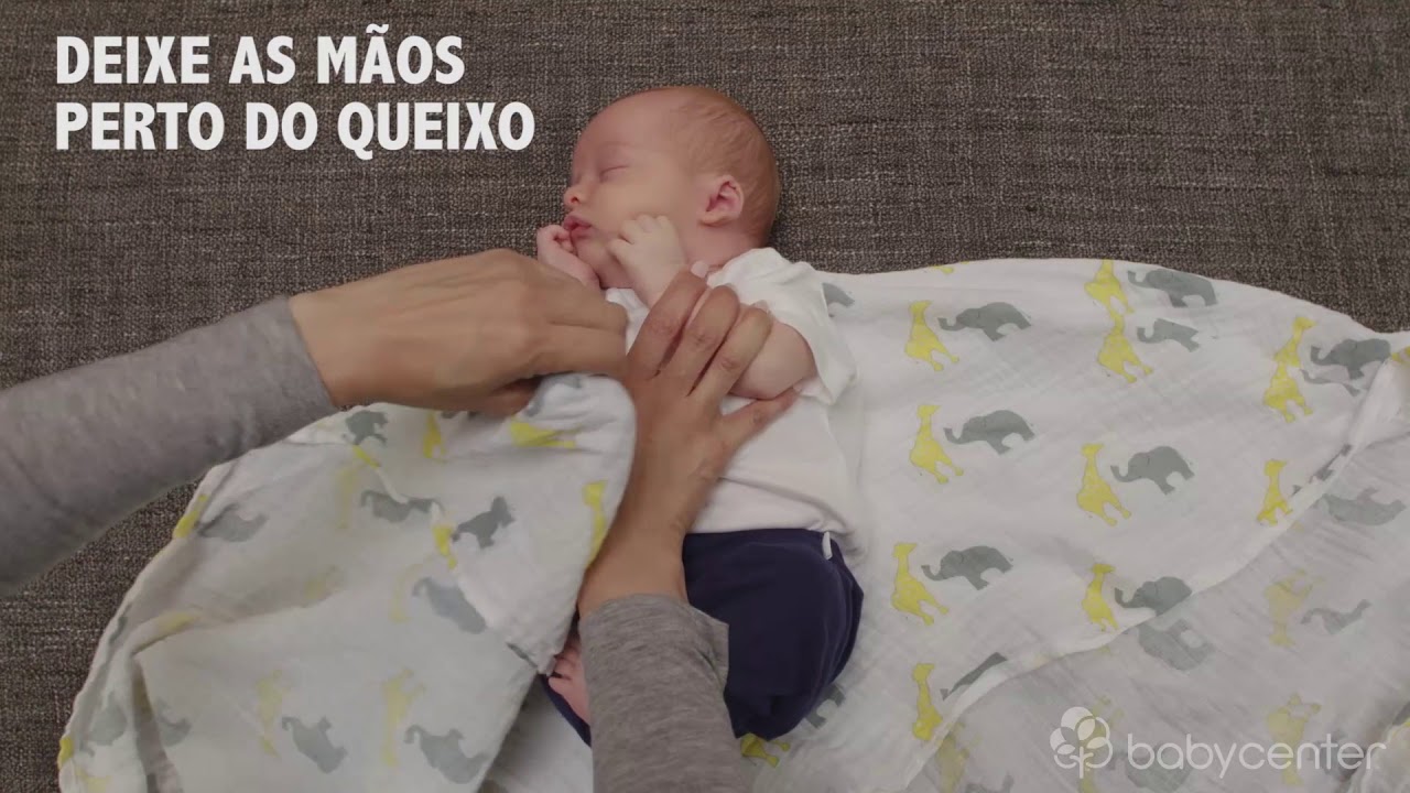 Jeitos de enrolar o bebê para dormir