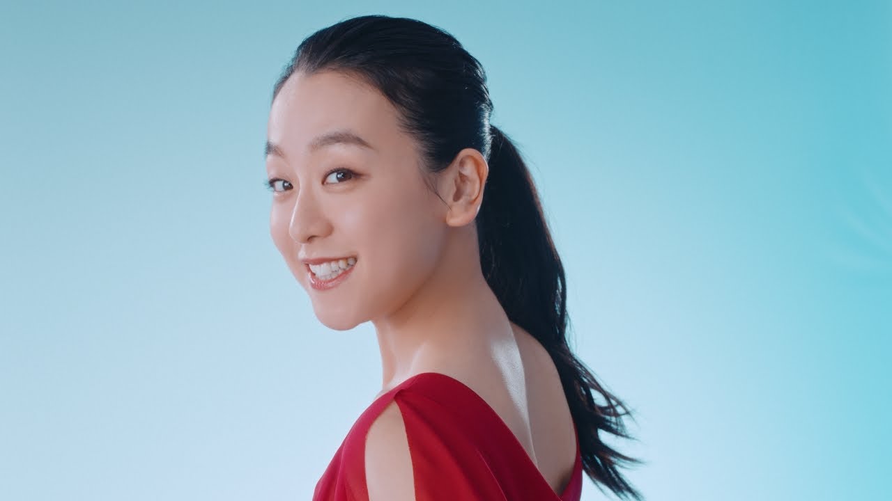 浅田真央出演　ひざコラ TVCM「永久階段」篇／30秒ver.