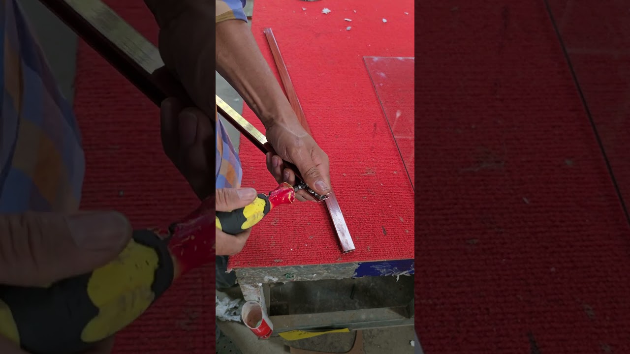 របៀបដាក់កង់ទ្វារទូ