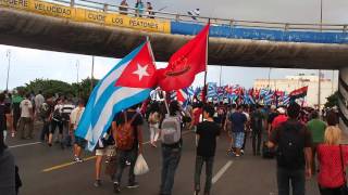 Manifestación en Cuba con banderas incluidas