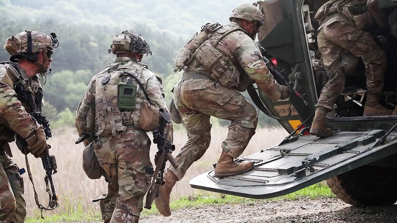 ⁣Live Fire Exercise in Cheorwon, South Korea with US Army 2nd Infantry Division